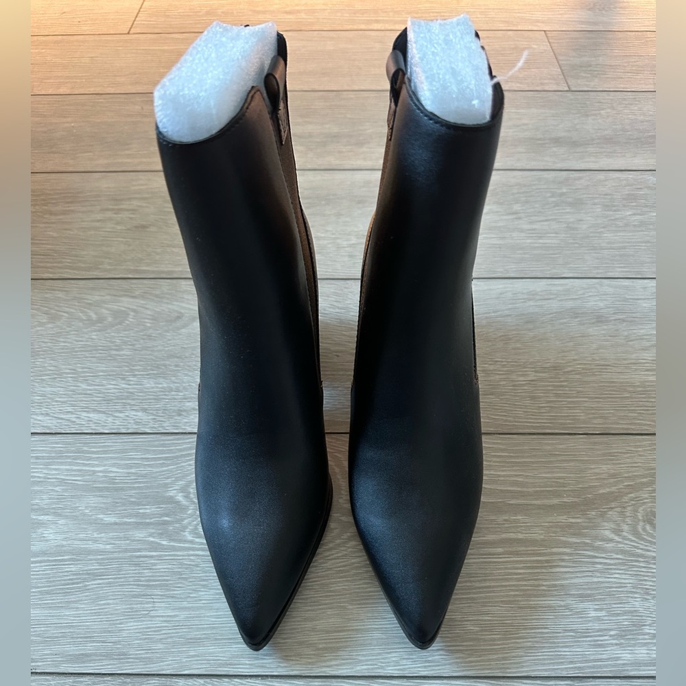 BRAND NEW point toe boots